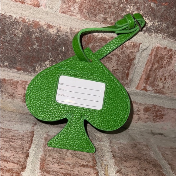 Kate Spade Green Spade-Shaped Bag Tag - Picture 6 of 6